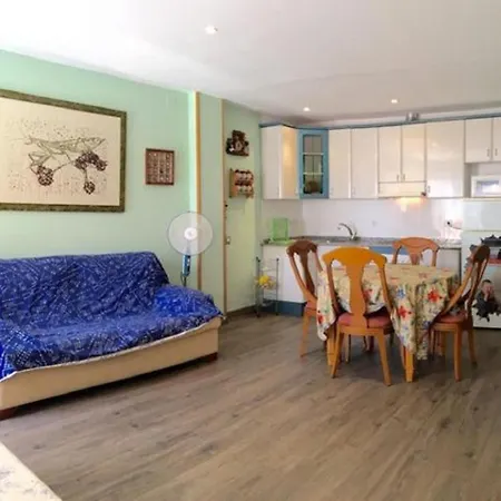 Apartment El Prat By Hlclub Agency Vilanova i la Geltru